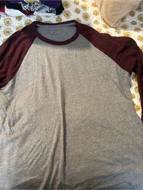 Men's Raglan Crew Tee - Gray with Burgundy Sleeves